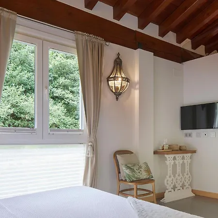 Hotel Boutique Txanka Erreka Parking Incluido Orio