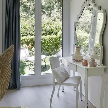 Boutique Txanka Erreka Parking Incluido 3* Orio