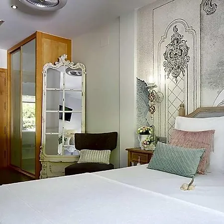 Boutique Txanka Erreka Parking Incluido 3* Orio