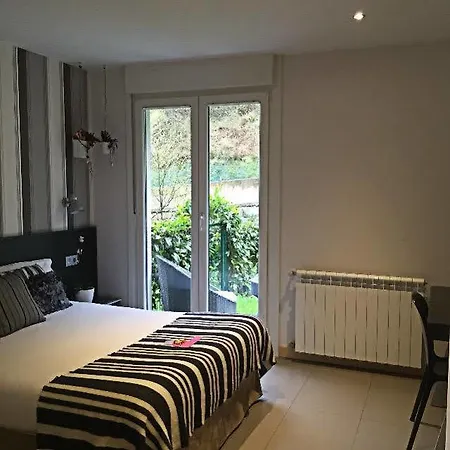 Hotel Boutique Txanka Erreka Parking Incluido Hotell 3*