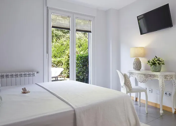 Boutique Txanka Erreka Parking Incluido 3* Orio