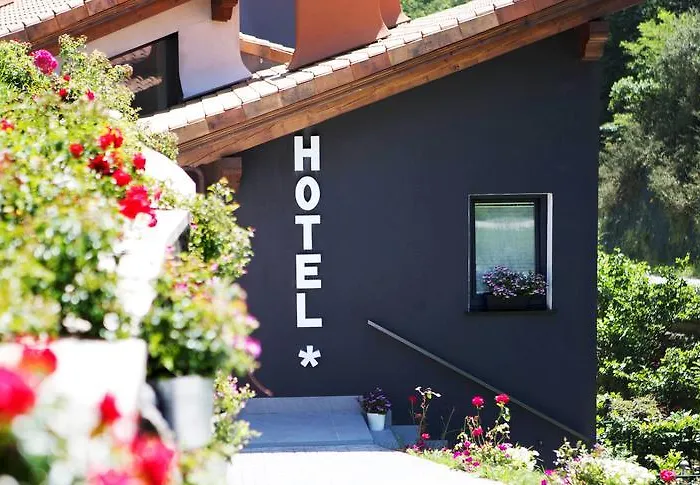 Hotel Boutique Txanka Erreka Parking Incluido 3*