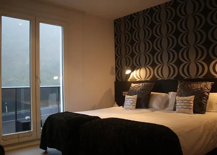 Boutique Txanka Erreka Parking Incluido 3* Orio