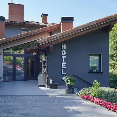Hotel Boutique Txanka Erreka Parking Incluido * Orio